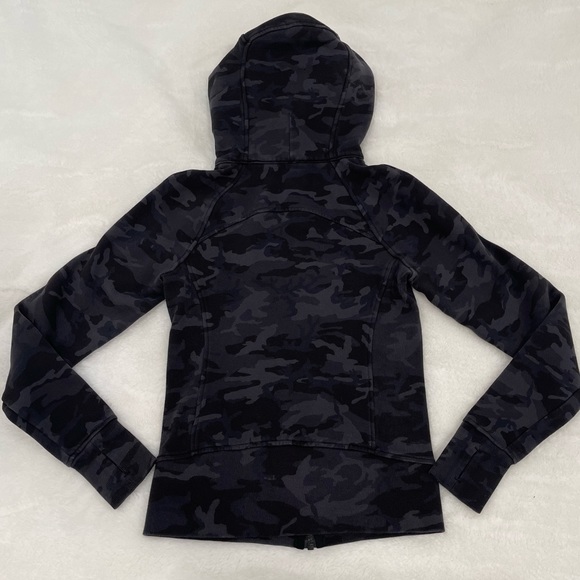 Lululemon Women’s Scuba Hoodie IV Size 2 EUC - Picture 4 of 8